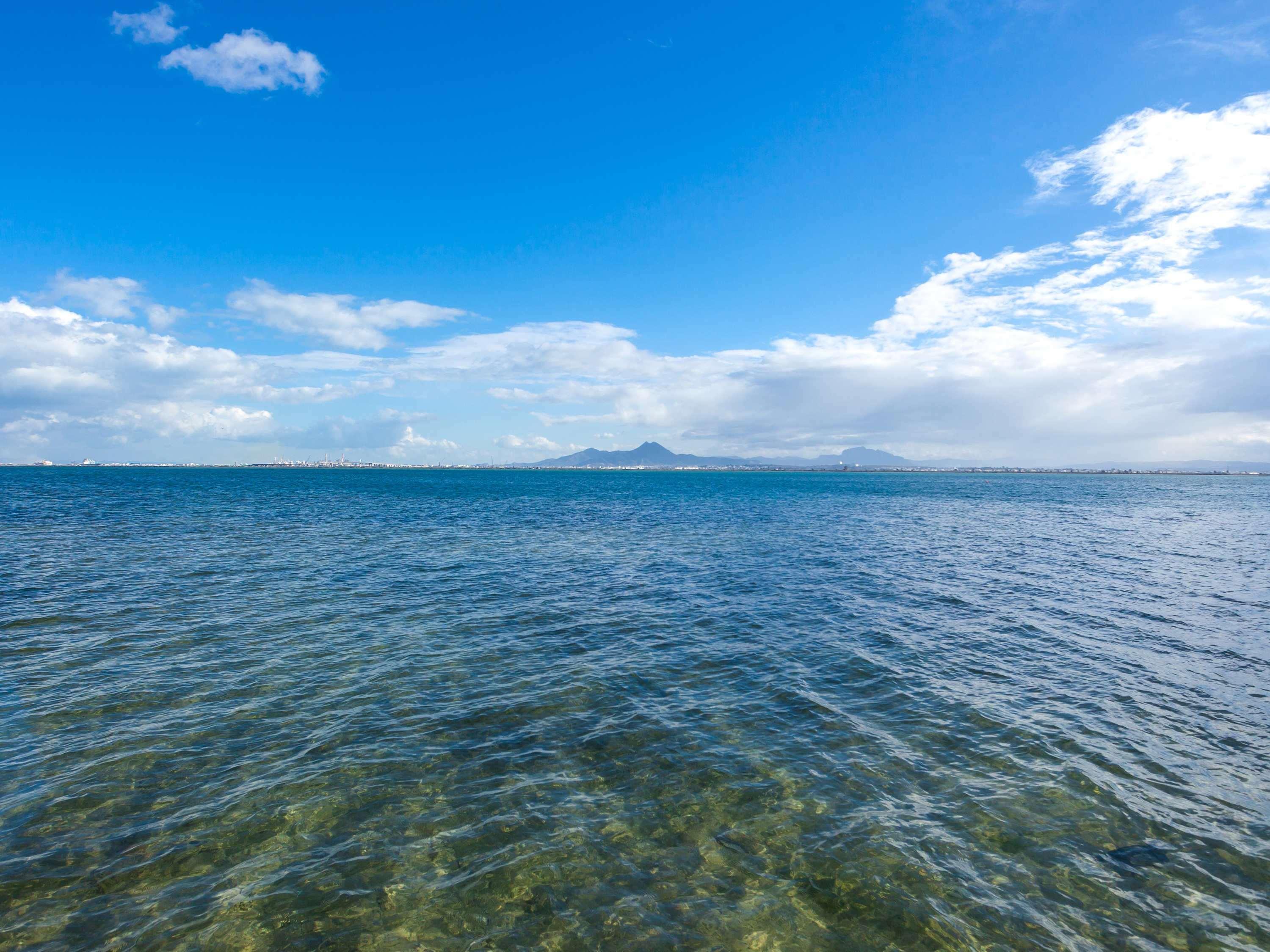 Moevenpick Hotel Du Lac Τύνιδα Εξωτερικό φωτογραφία View of the Gulf of Naples from the shore of Castellammare di Stabia