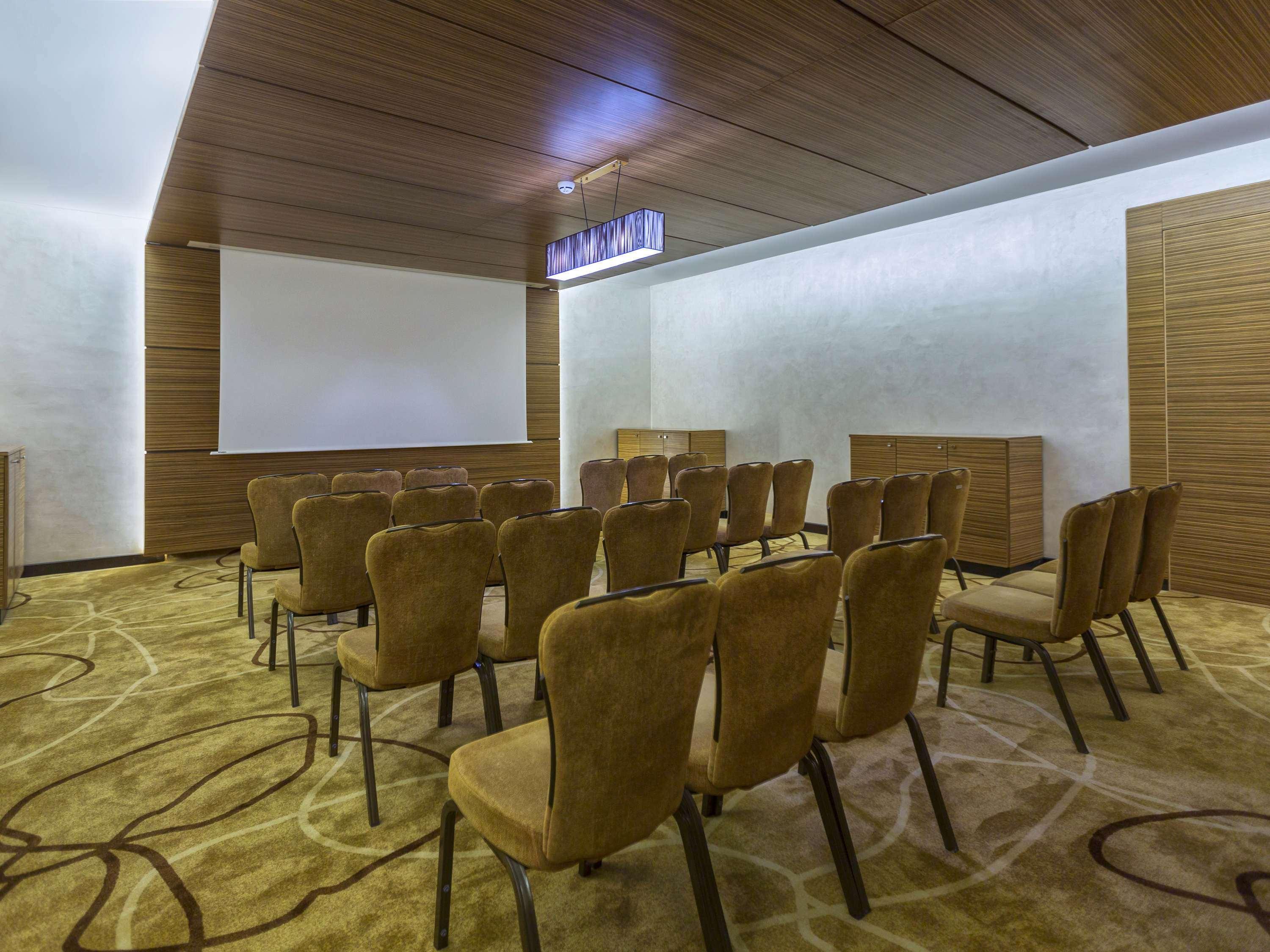 Moevenpick Hotel Du Lac Τύνιδα Εξωτερικό φωτογραφία Meeting room